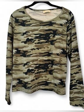 Bobbie Brooks Olive and Black Camo Long-Sleeve Tee